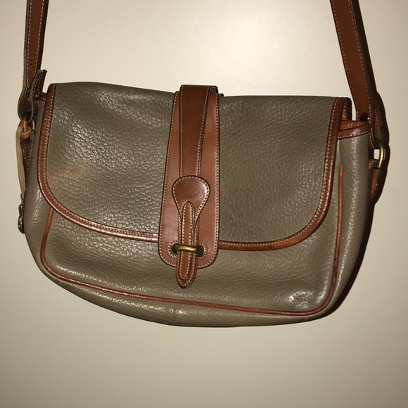 Vintage Dooney and Bourke flap bag - Picture 2 of 16